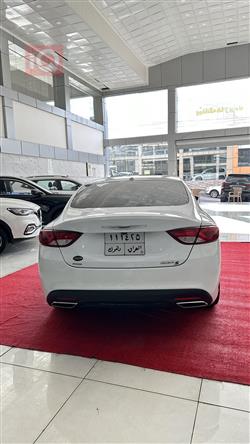 كرايسلر 200